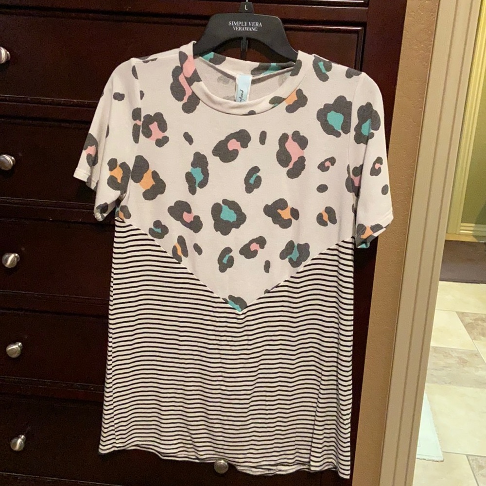 Women’s Tunic by Grateful Hearts.